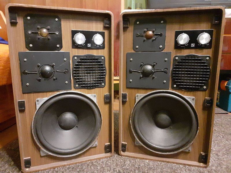 Plik:Videoton Walzer D 259 E-1.jpg